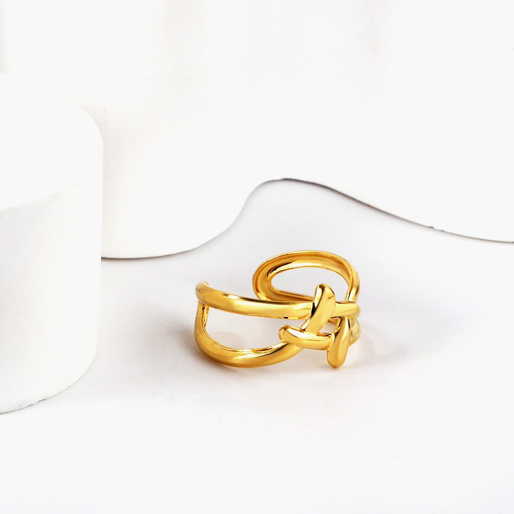 futuristic-jewelry-linear-design