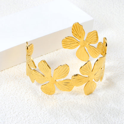 gold-flower-design-water-resistant