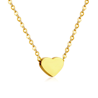 heart-pendant-necklace-18kgold-minimalist-luxury