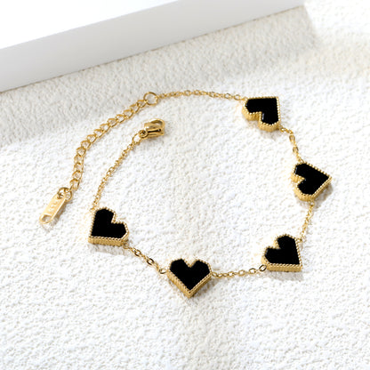 kaleidoscope-luxury-bracelet-design-black-gold