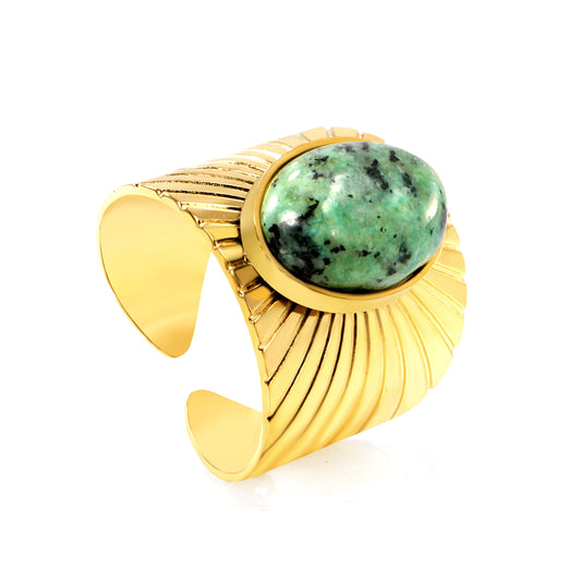 luxury-fan-emerald-ring-gold-wholesale