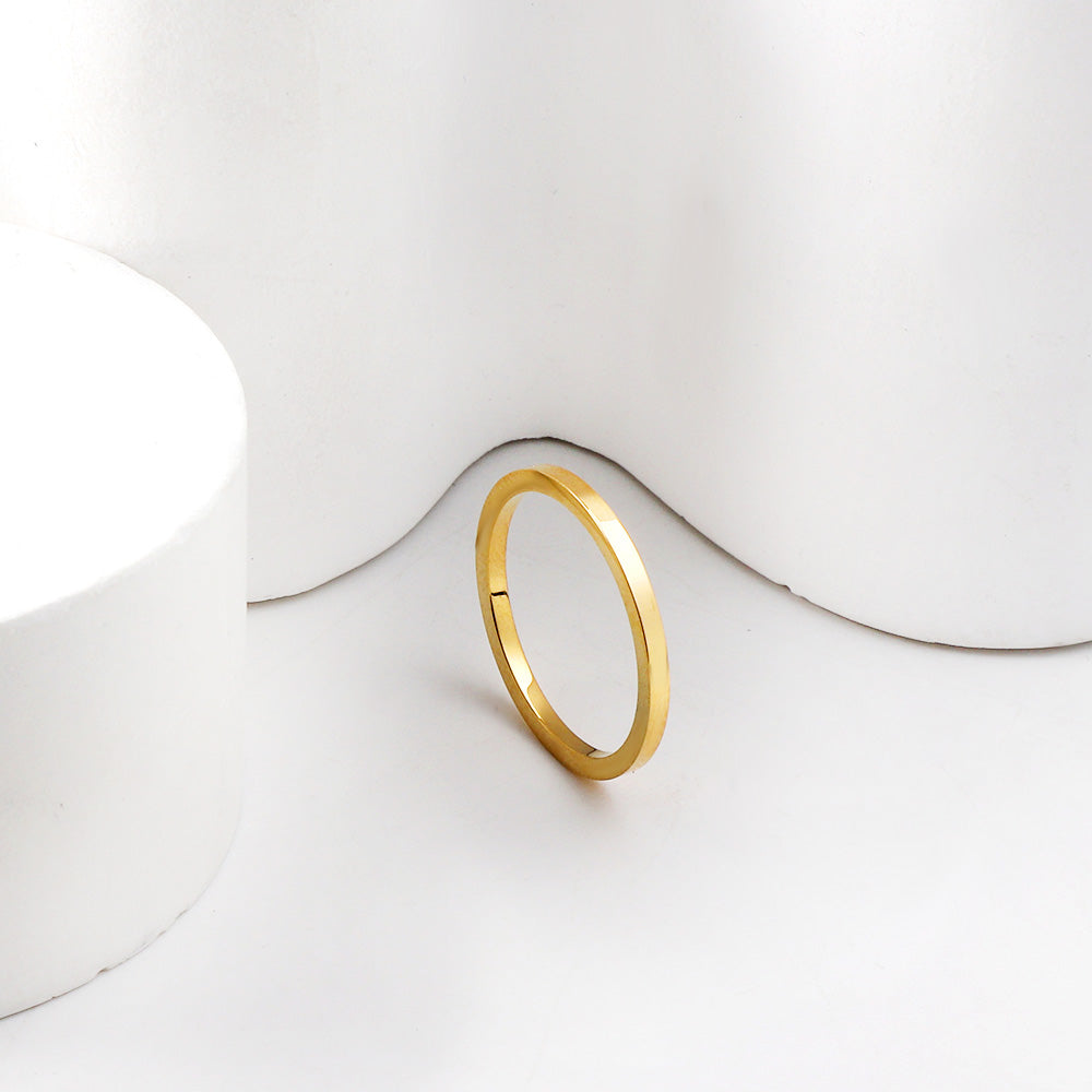 minimalist-jewelry-daily-styling