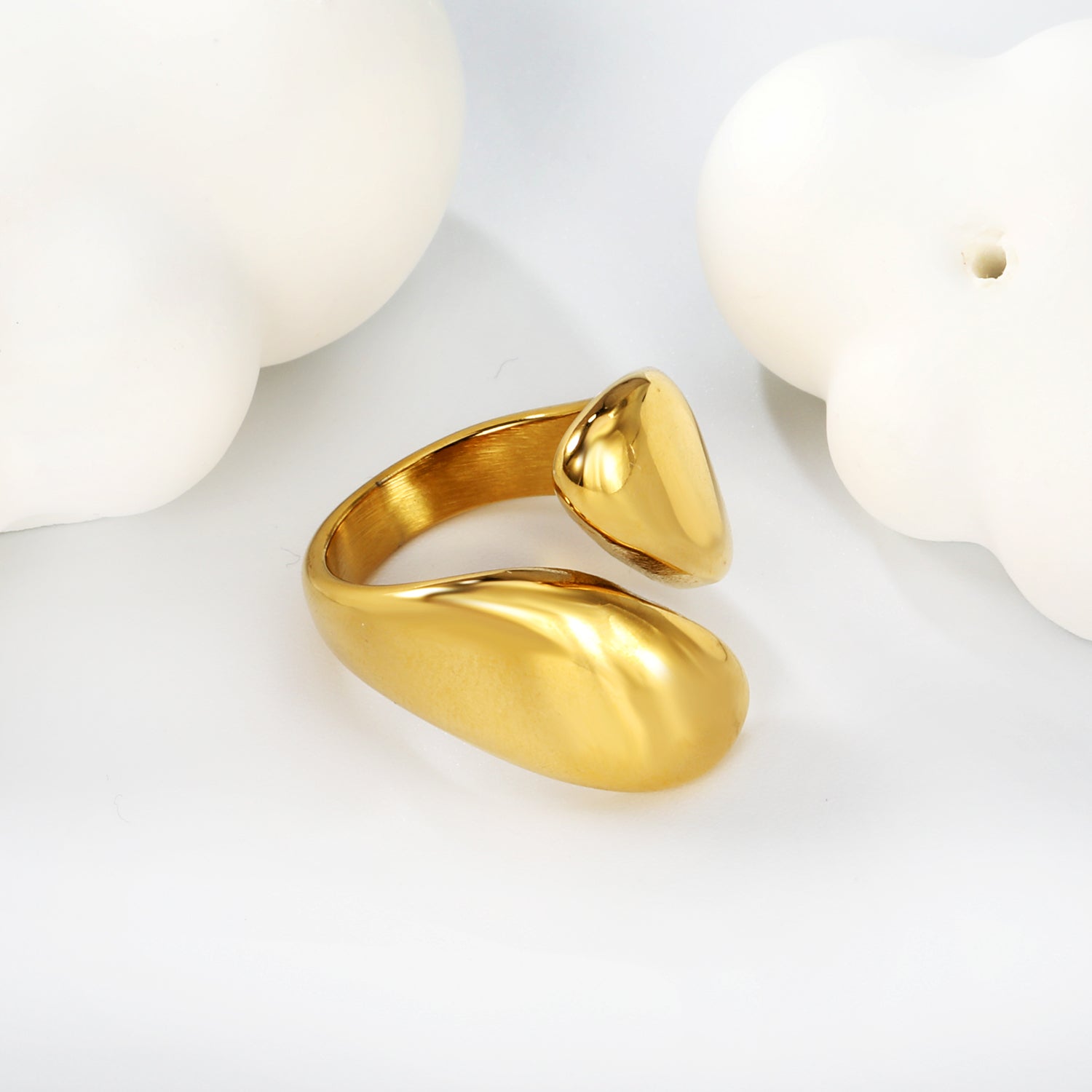 minimalist-jewelry-daily-styling