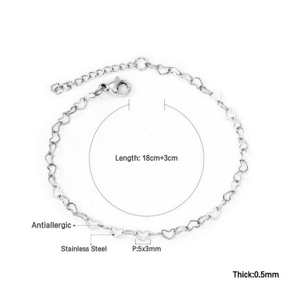 minimalist-luxury-bracelet-design-silver