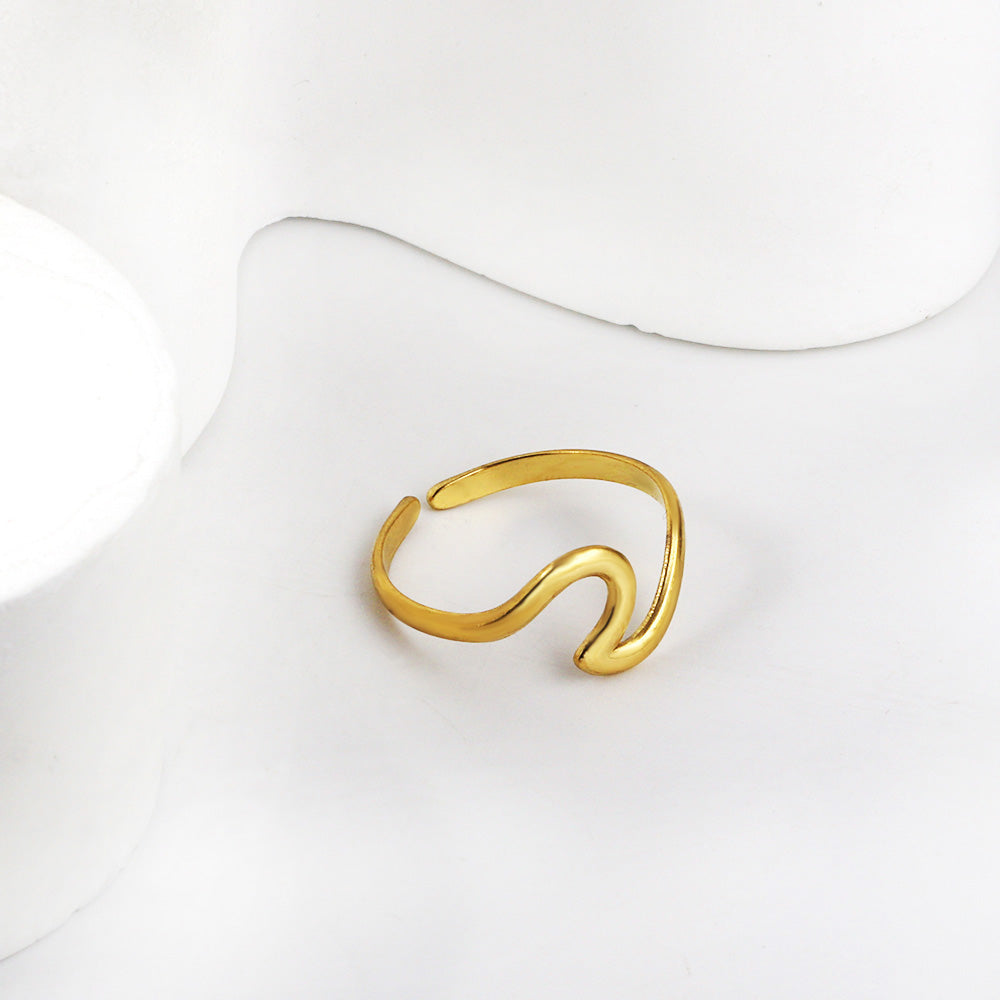 modern-jewelry-sculptural-styling