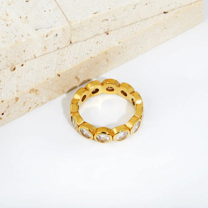 Non-Tarnish 304L Stainless Steel Full Pave Oval Zircon Band Ring