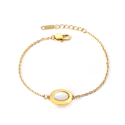 oval-pendant-chain-bracelet-minimalist