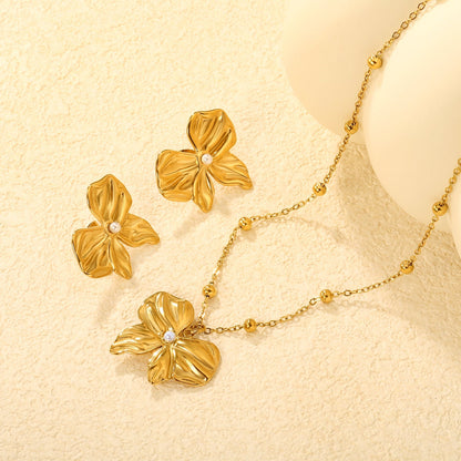 Elevate Your Date Night Look with an Elegant Ribbon Bow Pearl Duo