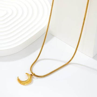 Wholesale French Vintage Sunburst Crescent Moon Pendant Jewelry