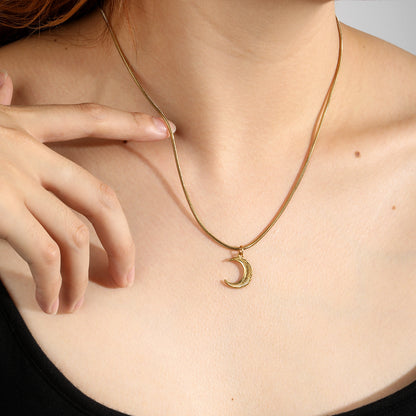 Wholesale French Vintage Sunburst Crescent Moon Pendant Jewelry