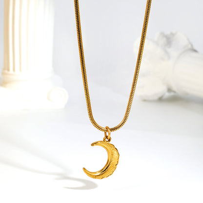 Wholesale French Vintage Sunburst Crescent Moon Pendant Jewelry