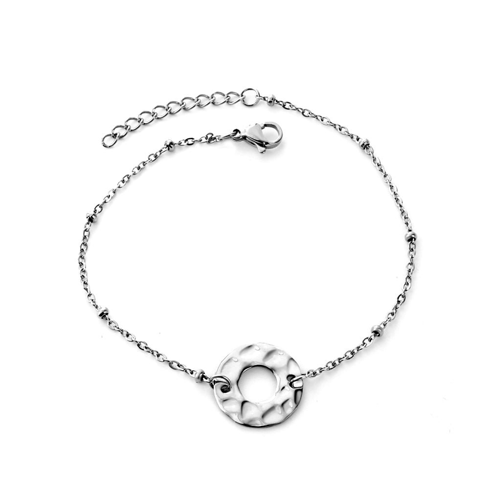 round-cutout-charm-bracelet-silver