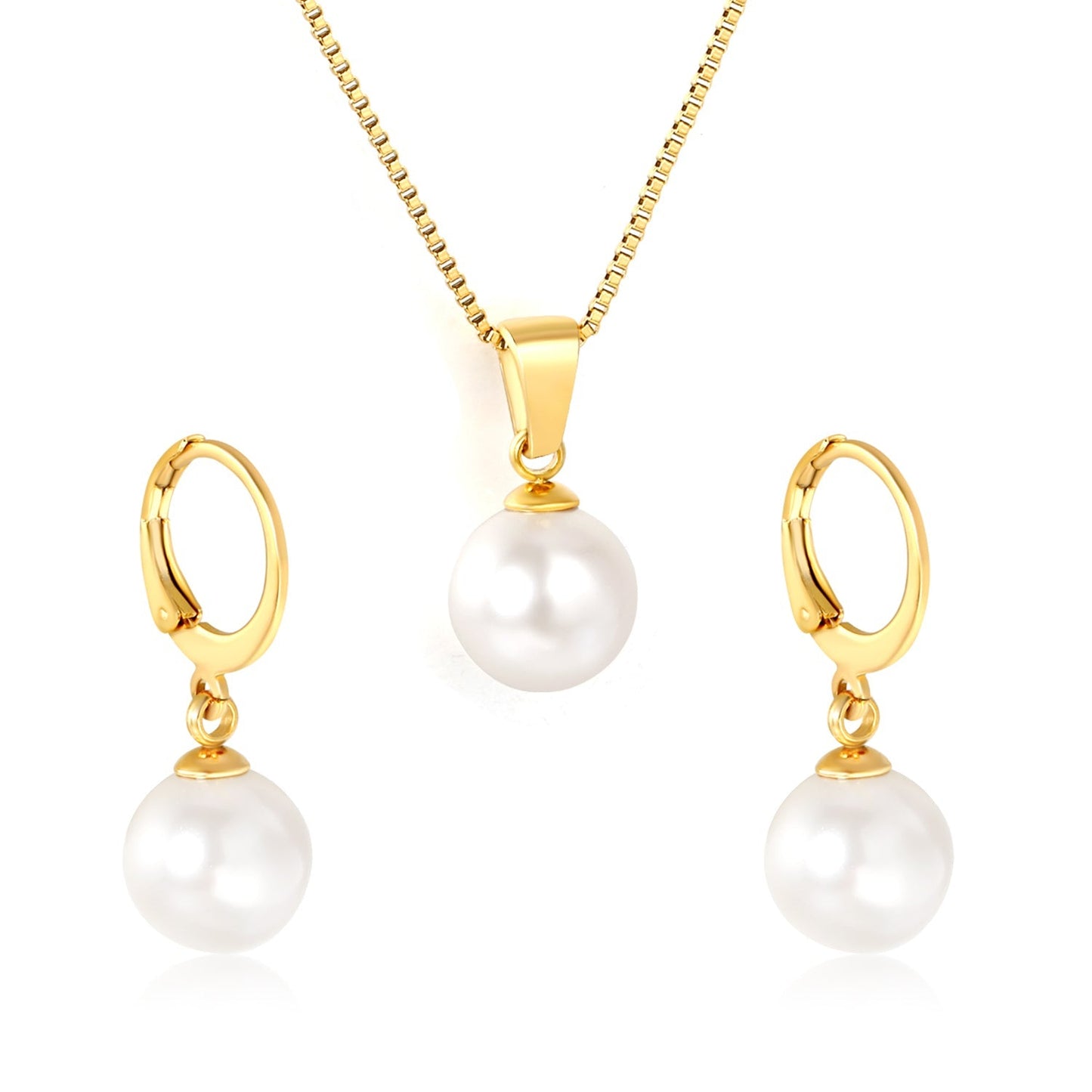 Pure Minimalist Grace Featuring Round Pearls and Sleek Gold Chains