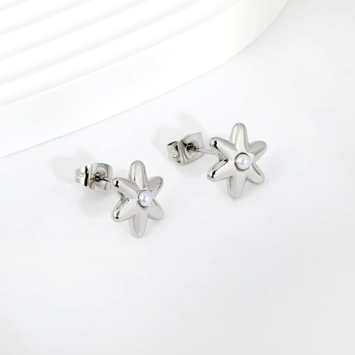 Sweet Starburst Burst Frame Embedded Round Warm Pearl Stud Earrings Romantic