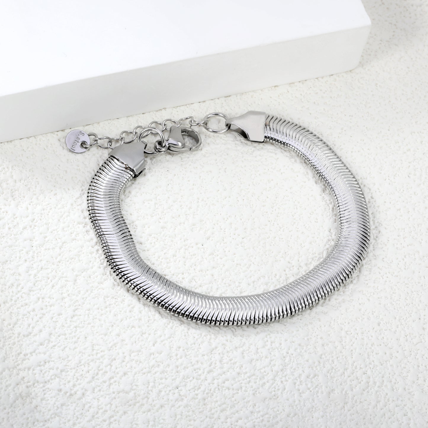 steampunk-luxury-bracelet-design-silver