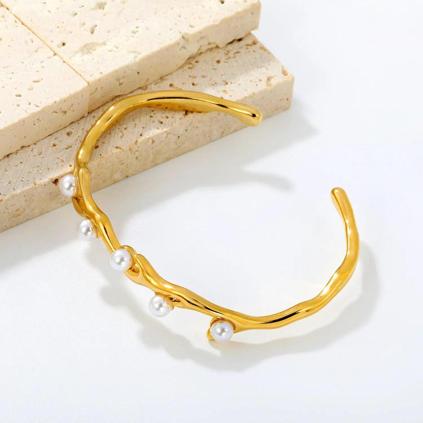 Wholesale 60mm Inner 13.5g Twig Branch 5 Piece 4mm Pearl Open Bangle