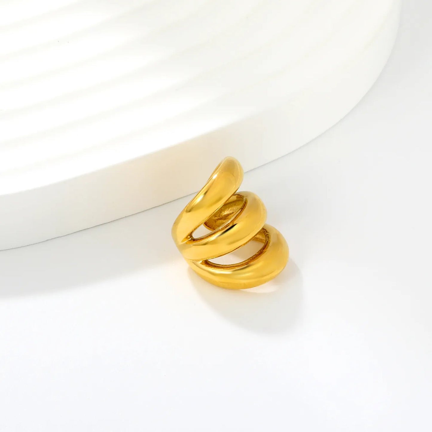 Non-Tarnish 304L Stainless Steel Curved Triple Wave Band Jewelry