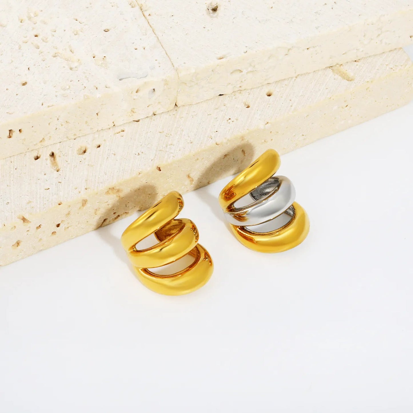 Non-Tarnish 304L Stainless Steel Curved Triple Wave Band Jewelry